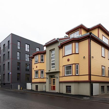 Charming 1Br In Superb Location, Free Parking & Wi-Fi Apartment Tallinn Exterior photo